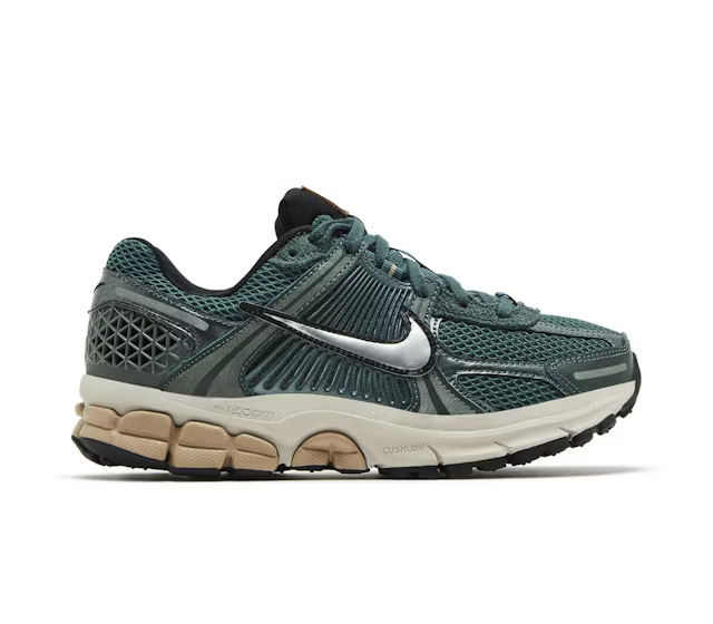 Nike Zoom Vomero 5 Vintage Green Light Orewood Brown Hemp Chrome