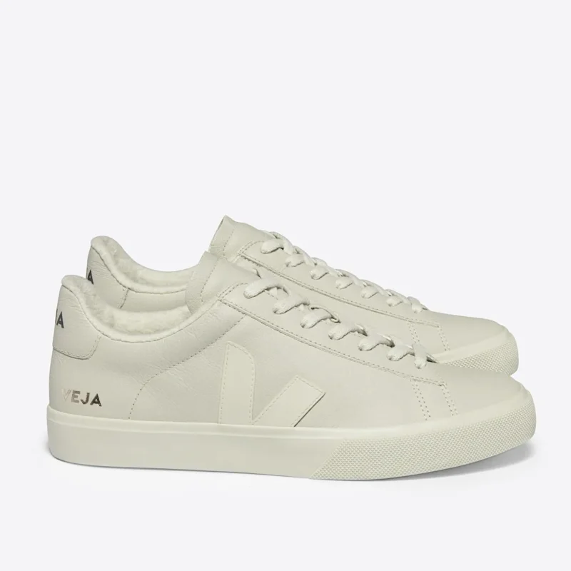 Veja Campo Fured Leather Pierre