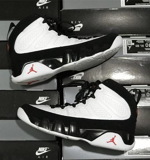 Air Jordan 9