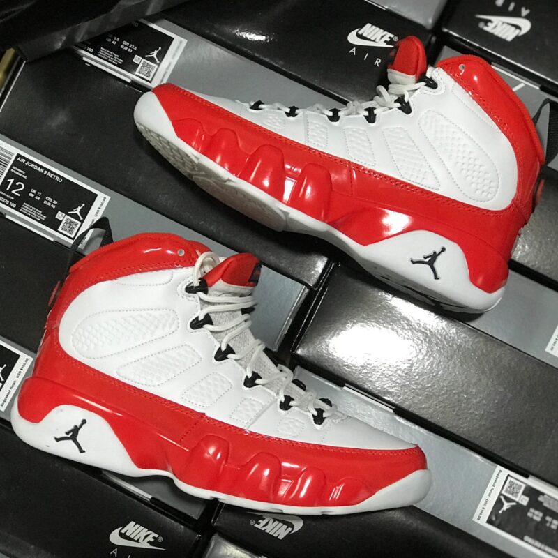 Air Jordan 9