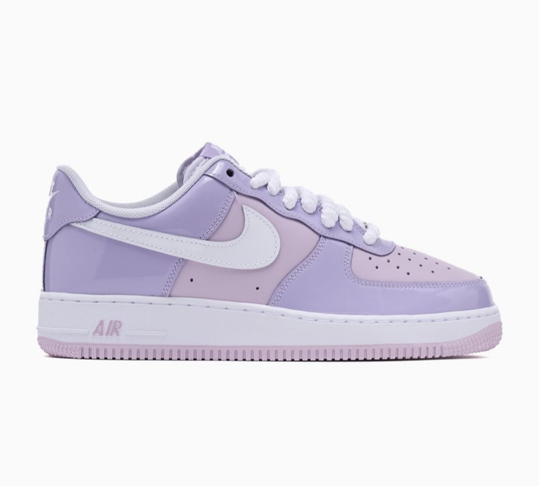 Nike Air Force 1 '07 LV8
