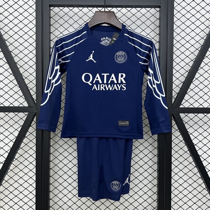 Paris Saint-Germain F.C. 24/25