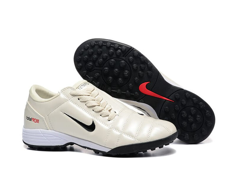 Nike Total 90
