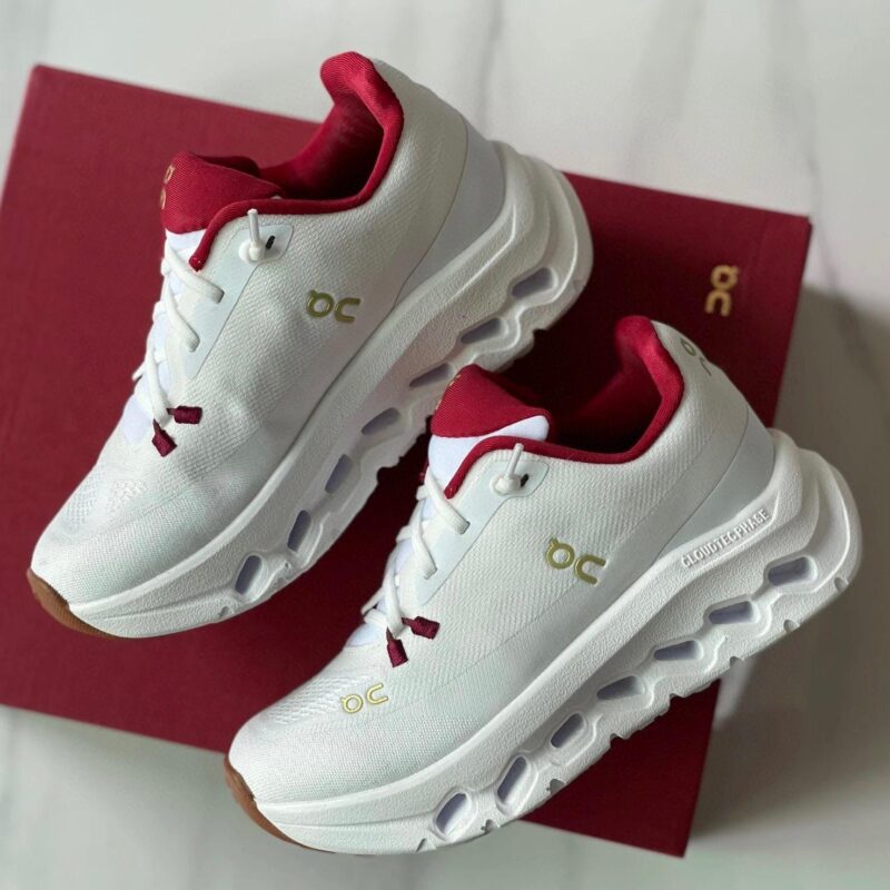 On Cloud Kids Sneakers