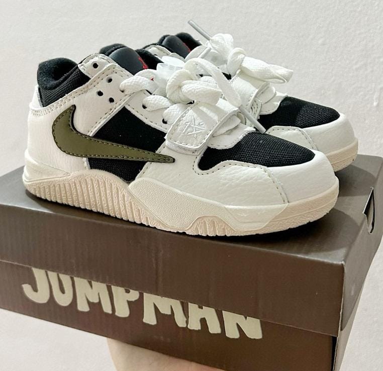 Jordan x Travis Scott Kids Sneakers