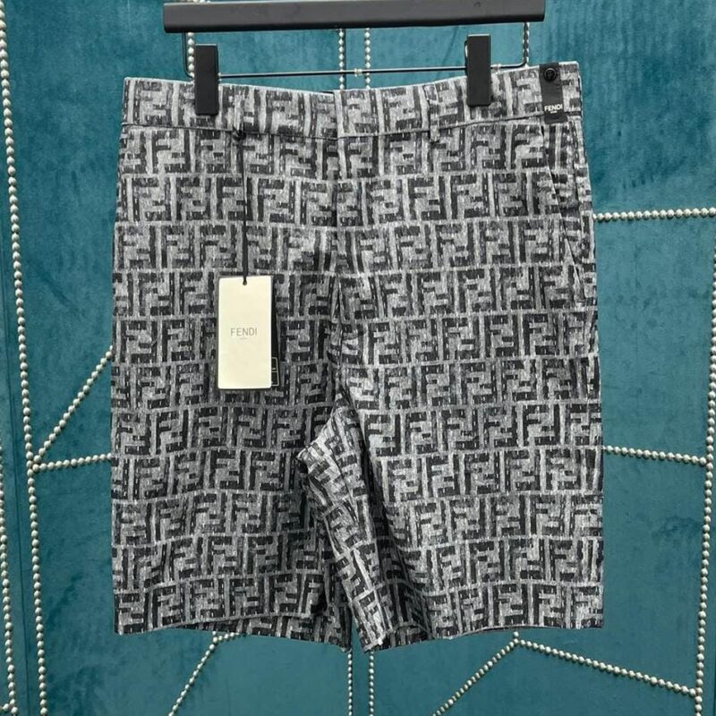 Pantalón corto Fendi