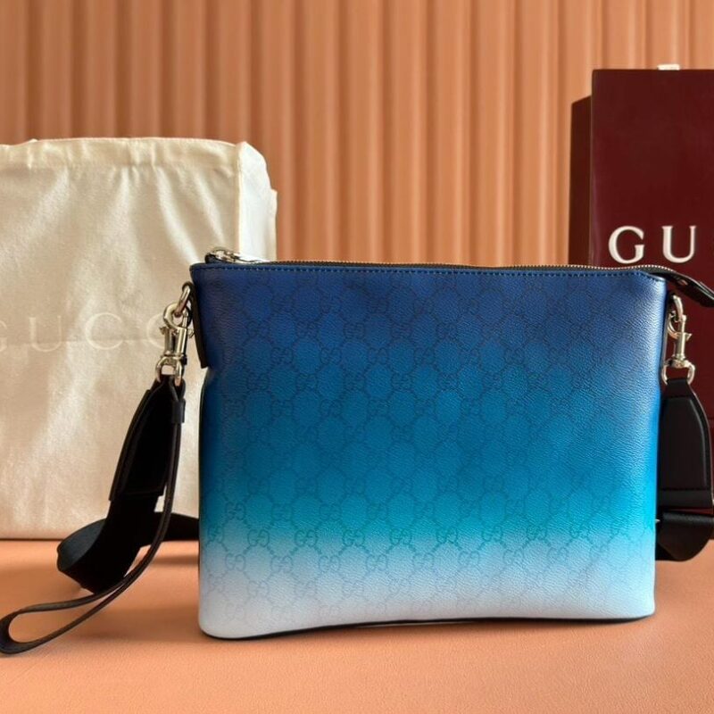 GUCCI CHROMA POUCH (31X24.5X5cm)