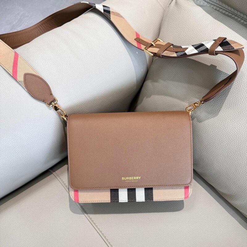 BURBERRY (24X17X9CM)