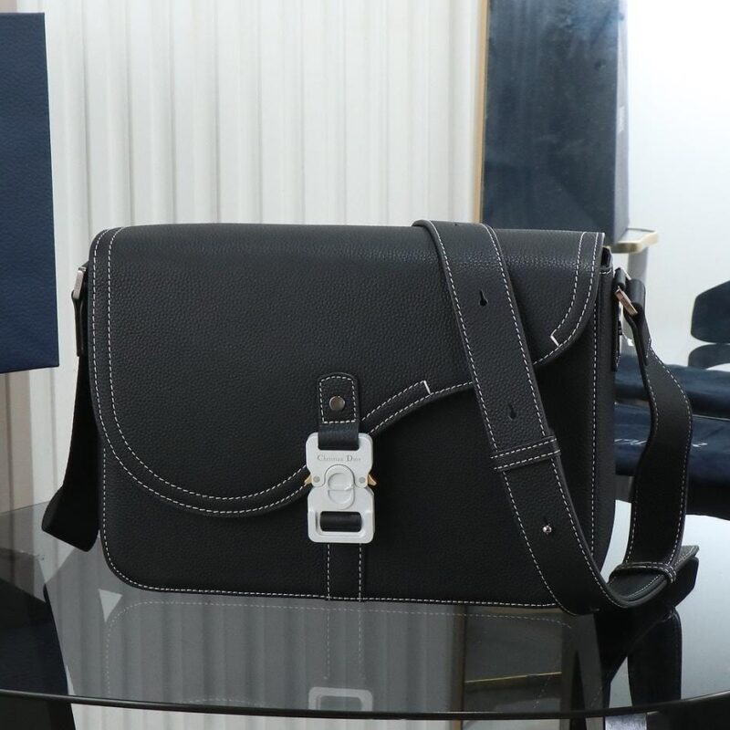 Dior messenger bag (31x23x8cm)