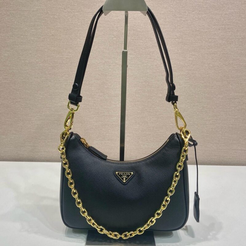 Prada hobo bag (22x18x6cm)