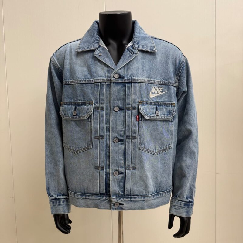 Conjunto Nike x Levi's