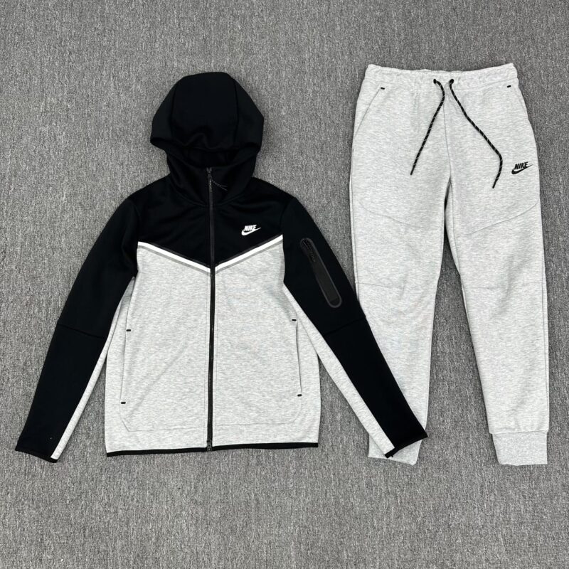 Chandal Nike Tech Fleece