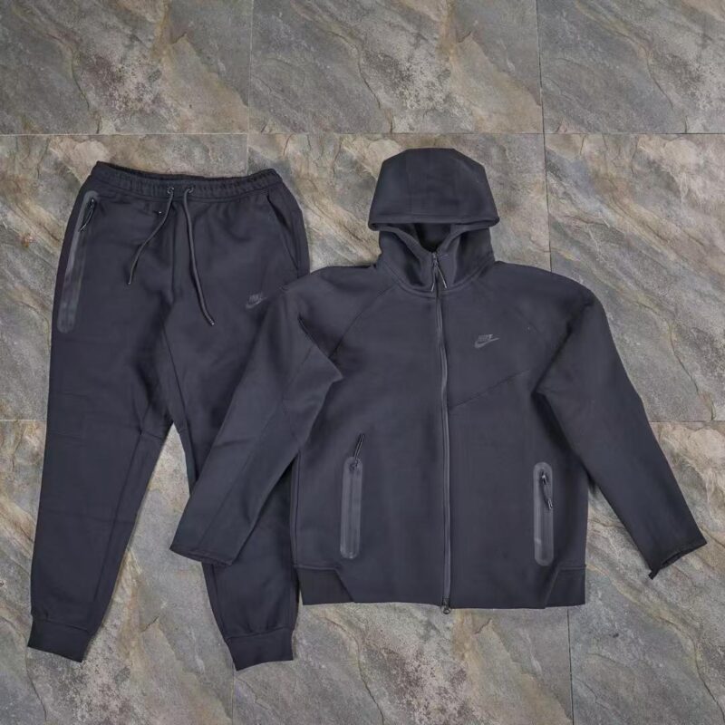 Chandal Nike Tech Fleece