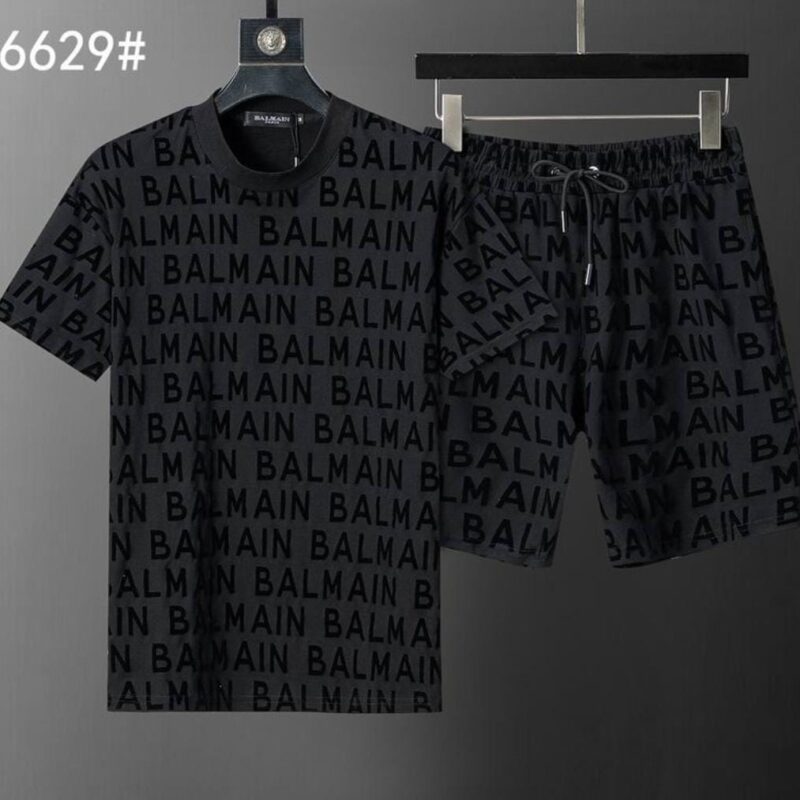 Conjunto Balmain 2026