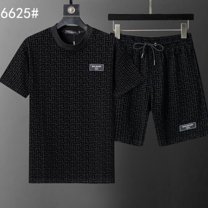 Conjunto Balmain 2026